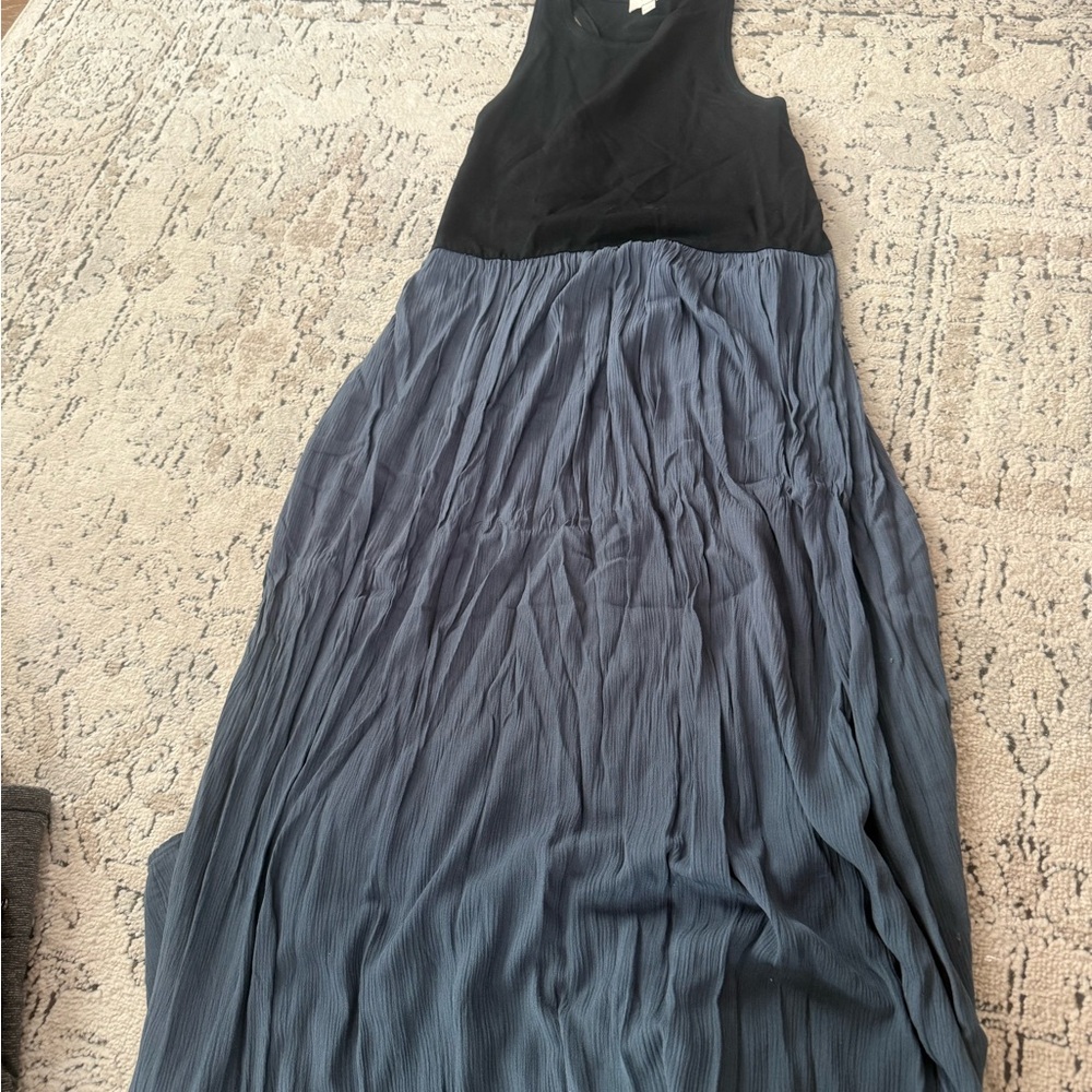 LOFT Black and Gray Maxi Dress